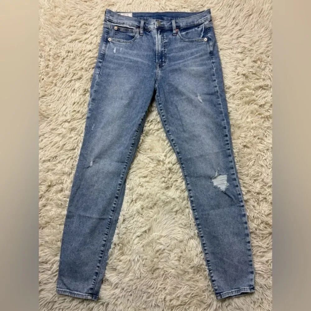 EUC GAP True Skinny High rise Women’s Jeans size 30/10R
